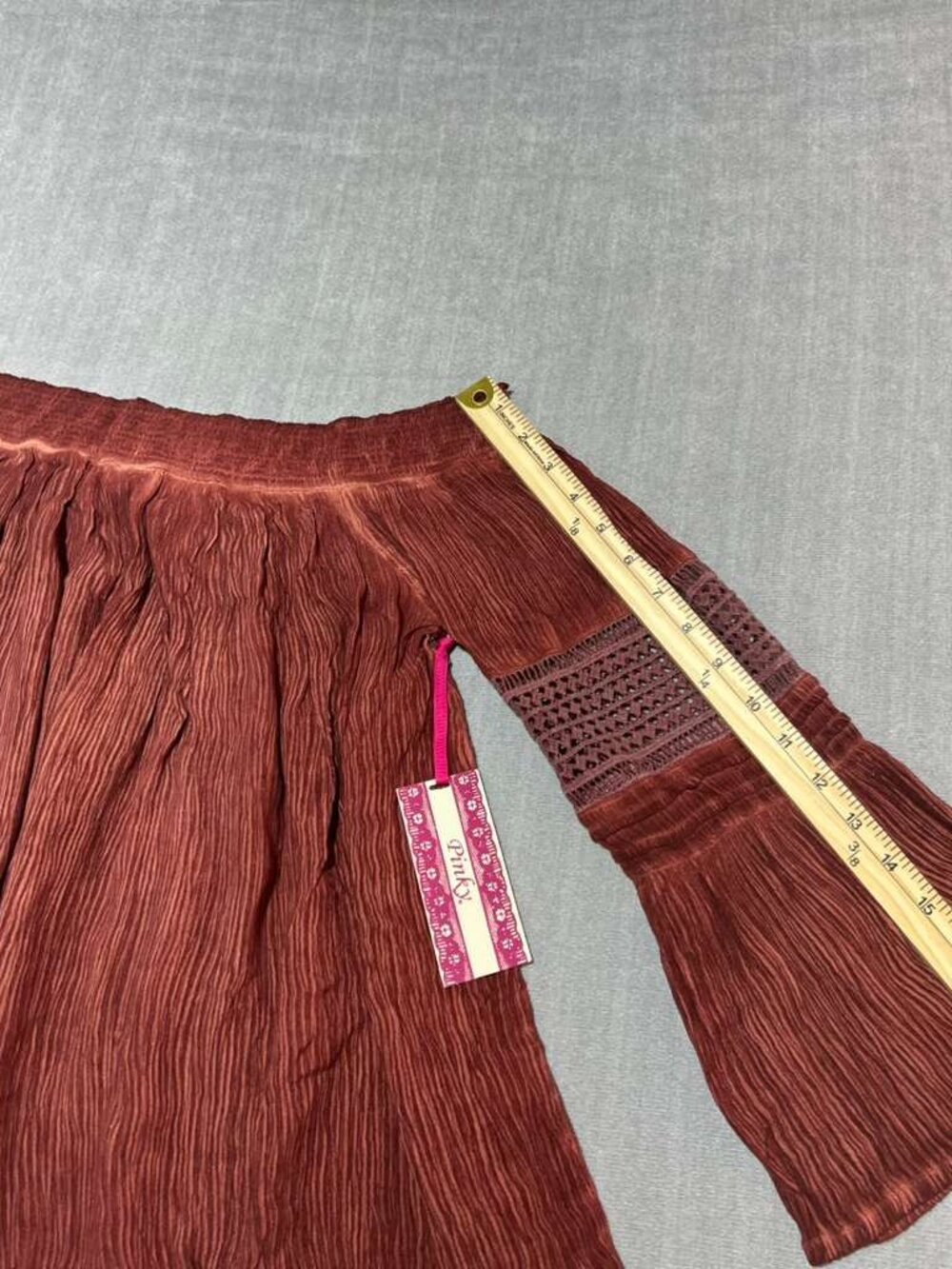 Pinky Boho Off Shoulder Rust Textured Bell Sleeve Blouse L NWT - Picture 4 of 9